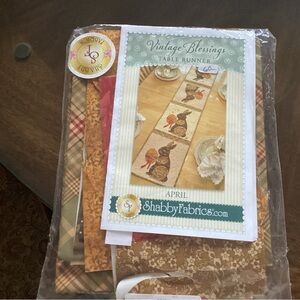 new quilting Table Runner Kit
